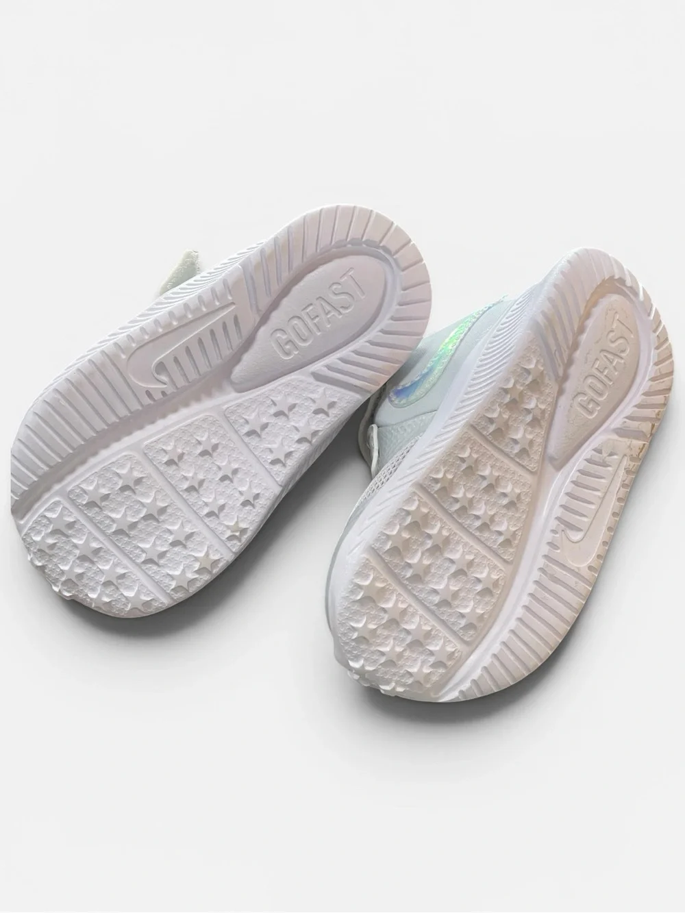 Nike Infant Star Runner White Sneakers Sz 3C Pink Lining Iridescent Swoosh